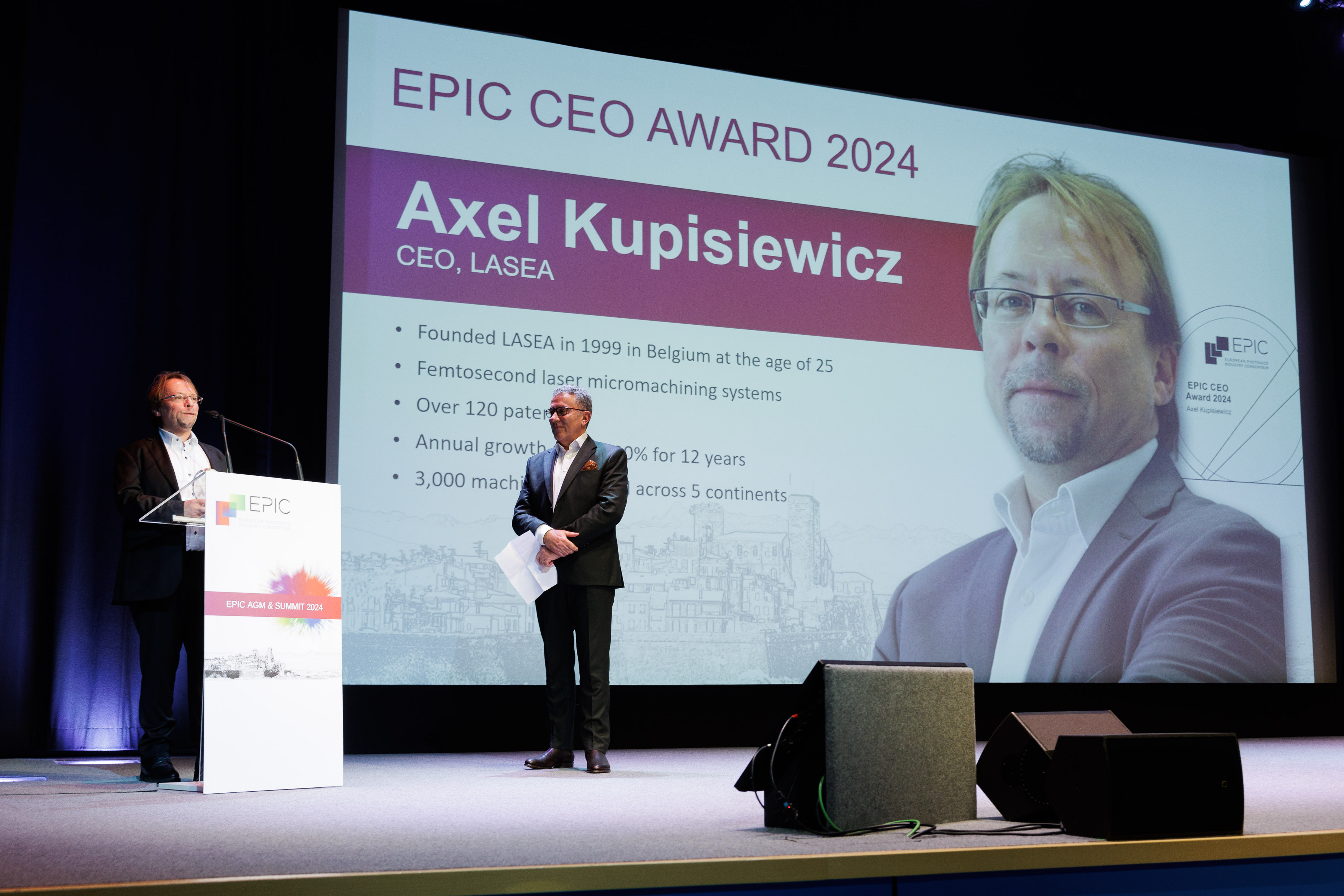 LASEA : Axel Kupisiewicz est élu le CEO de l'année 2024 en Photonique 